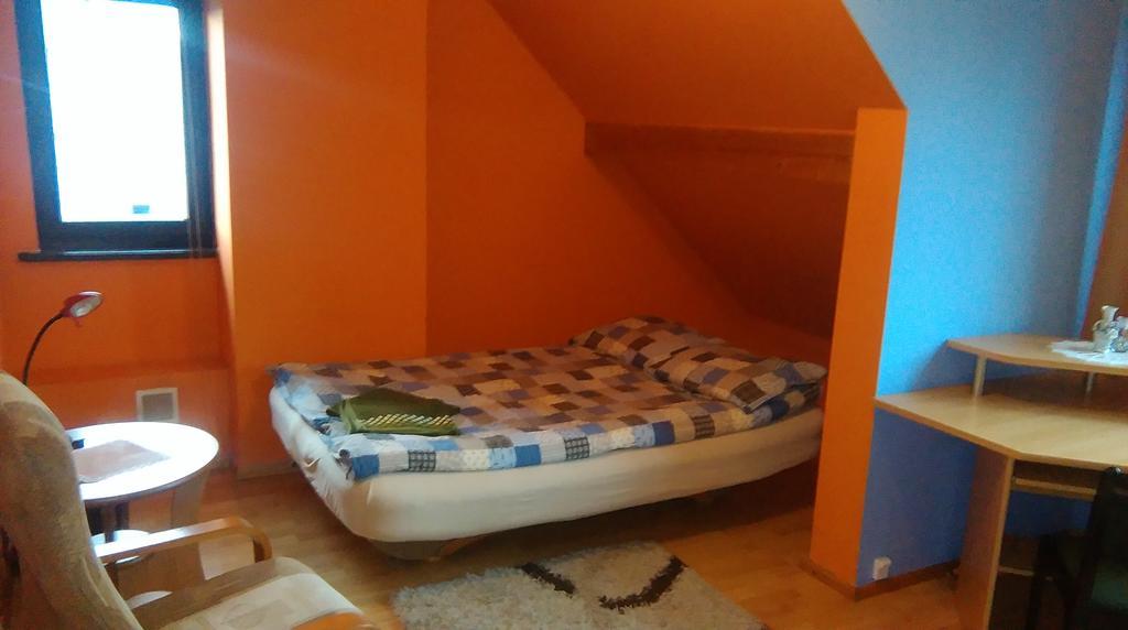 Appartamento Przytulny Kat Białowieża Esterno foto